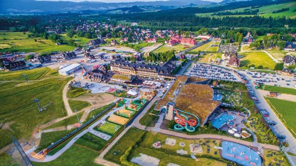 Resort Bania+ Kotelnica Bialczańska nabízí komplexní služby cestovního ruchu v zimní i letní sezóně